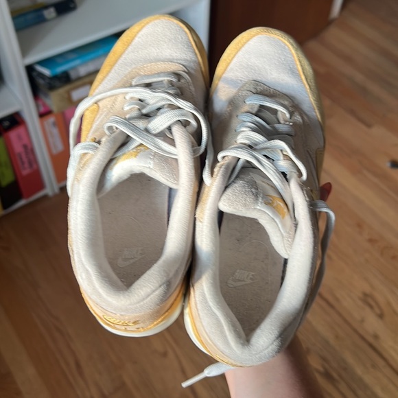 ✨RARE✨ Nike Air Max 90/1 Athletic Shoes 'WHEAT GOLD / GUAVA ICE’ Women's Size 6 - Picture 9 of 10